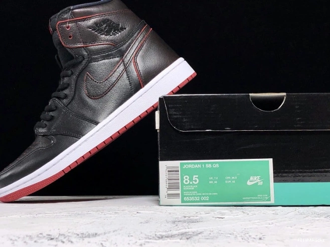 Mountain 653532-002 - Black 1 Air SB Jordan Lance 0802